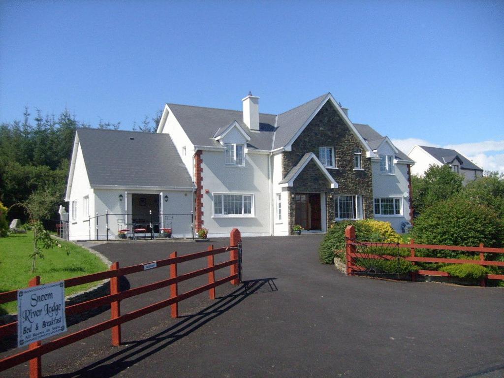 Sneem River Lodge Bed & Breakfast Dış mekan fotoğraf